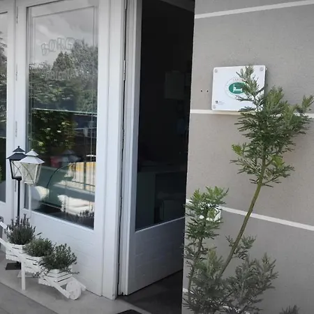 Borgo Sabbionara Aparthotel 3*