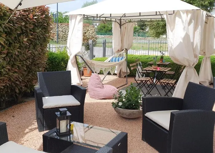 Aparthotel Borgo Sabbionara 3*