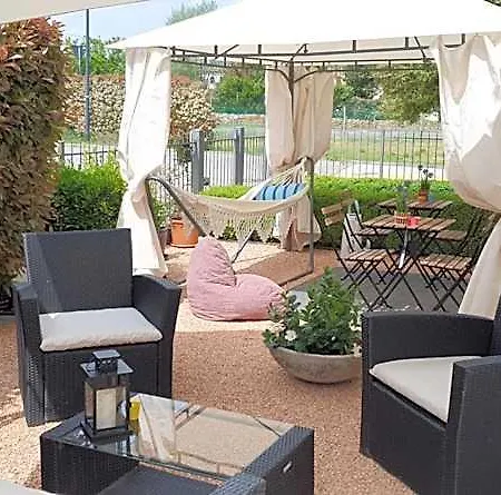 Borgo Sabbionara Lejlighedshotel